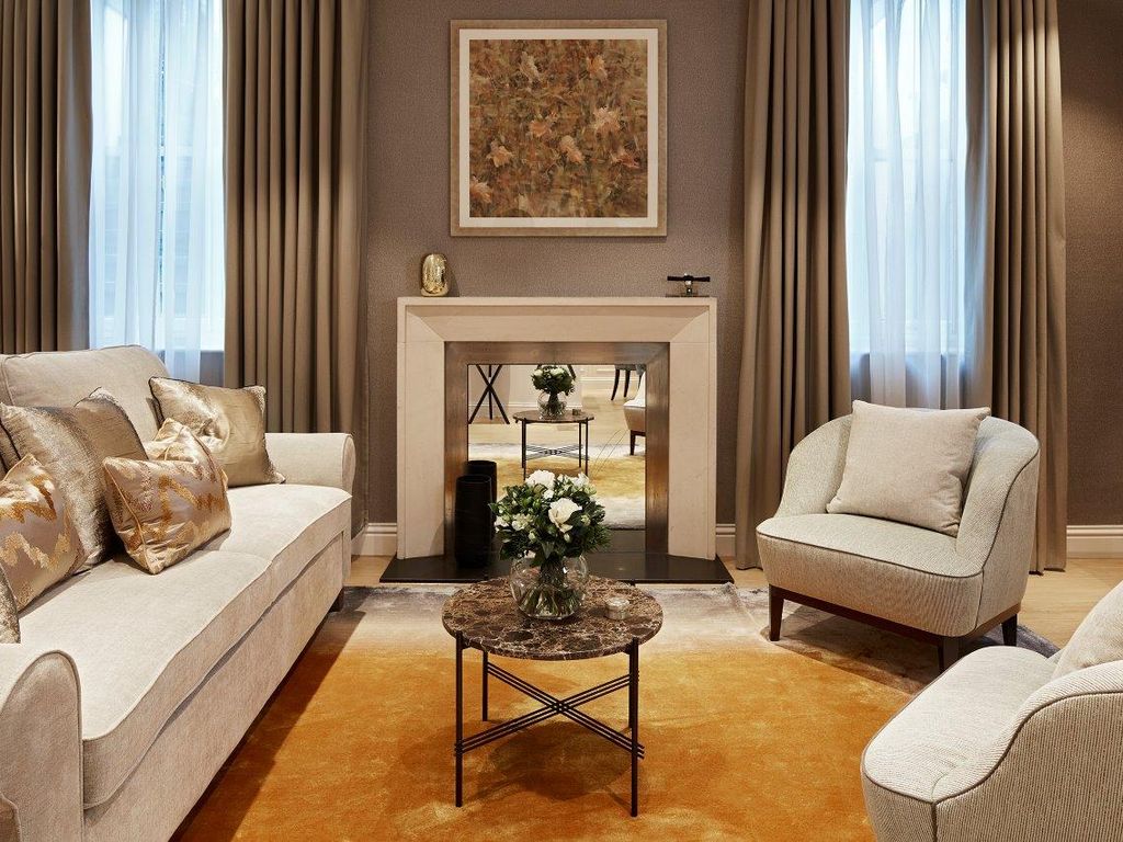 1 bed flat to rent in Hyde Park Gate, Kensington, London, Kensington & Chelsea SW7, £13,867 pcm