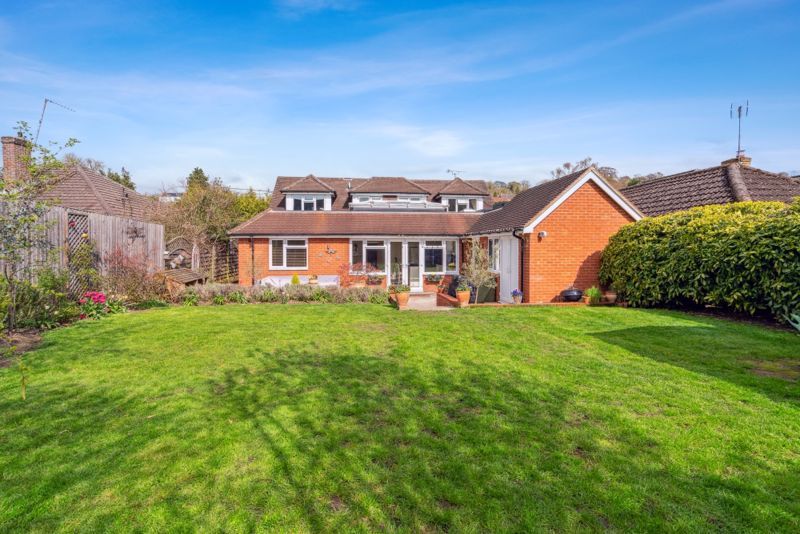 4 bed detached house for sale in Marlow Bottom, Marlow SL7, £1,150,000