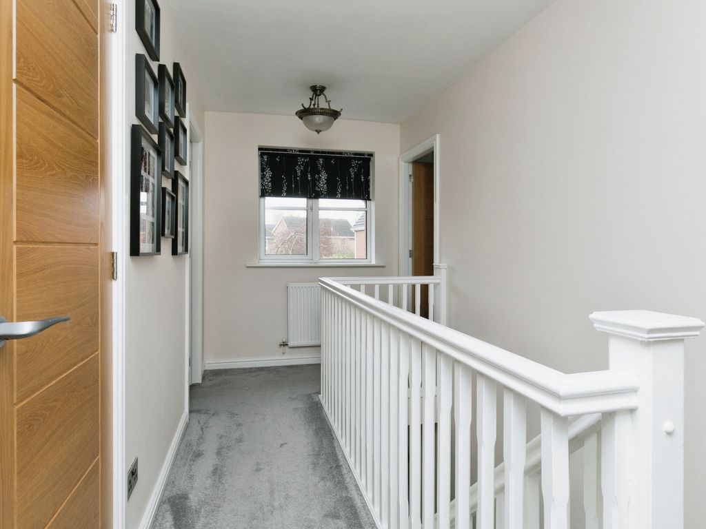 5 bed detached house for sale in Ffordd Newydd, Mold, Flintshire CH7, £485,000