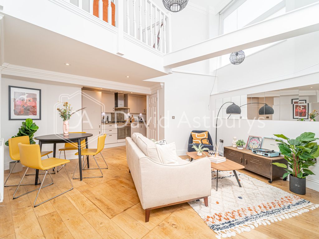 2 bed flat for sale in Balls Pond Road, Islington, London N1, £450,000