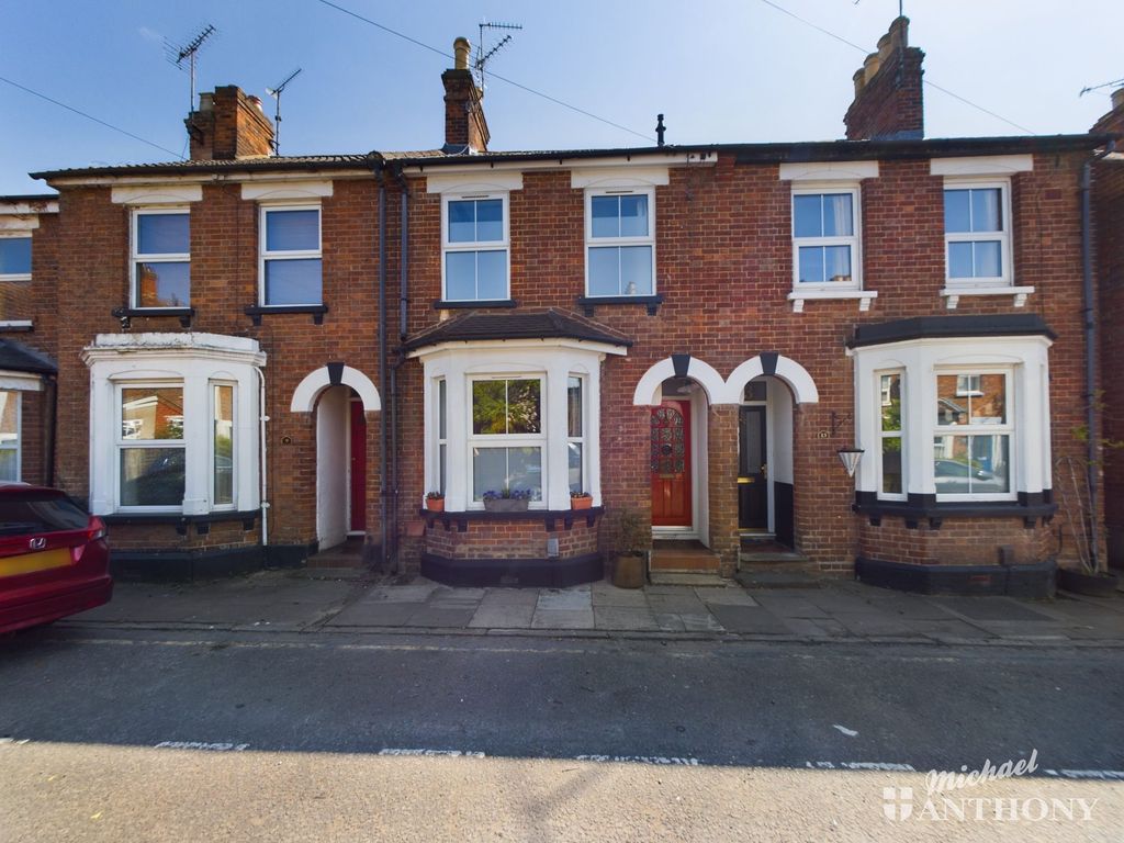 3 bed terraced house for sale in Albion Street, Aylesbury HP20, £340,000