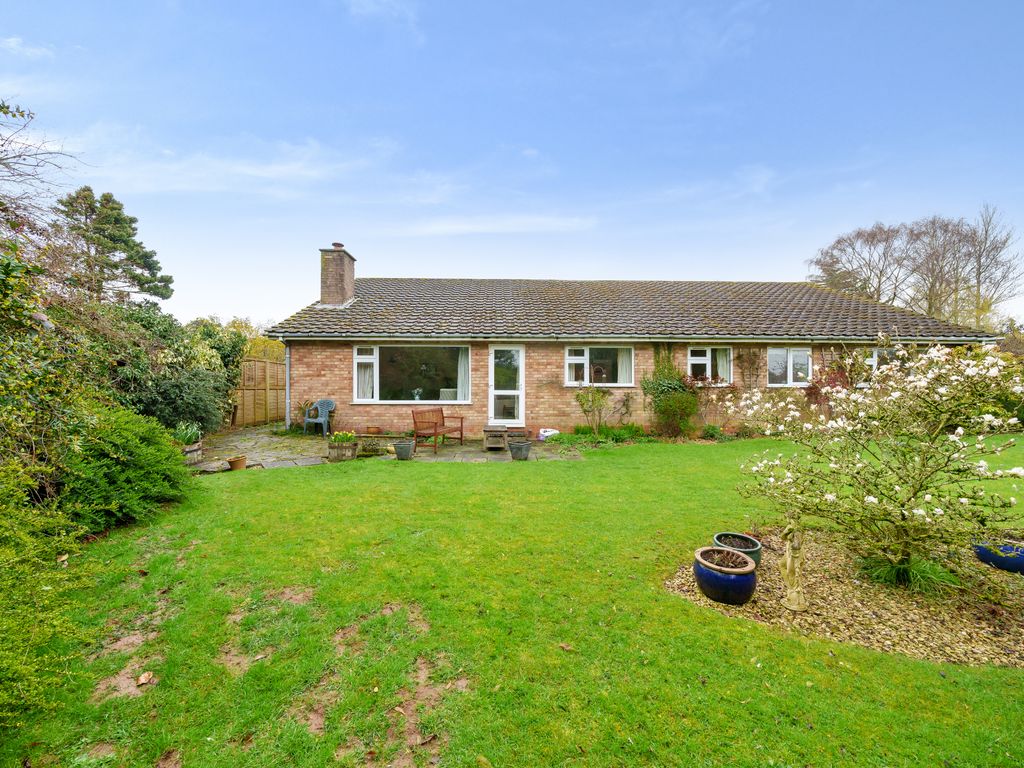 4 bed detached bungalow for sale in Bell Lane, Broadheath, Tenbury Wells WR15, £525,000