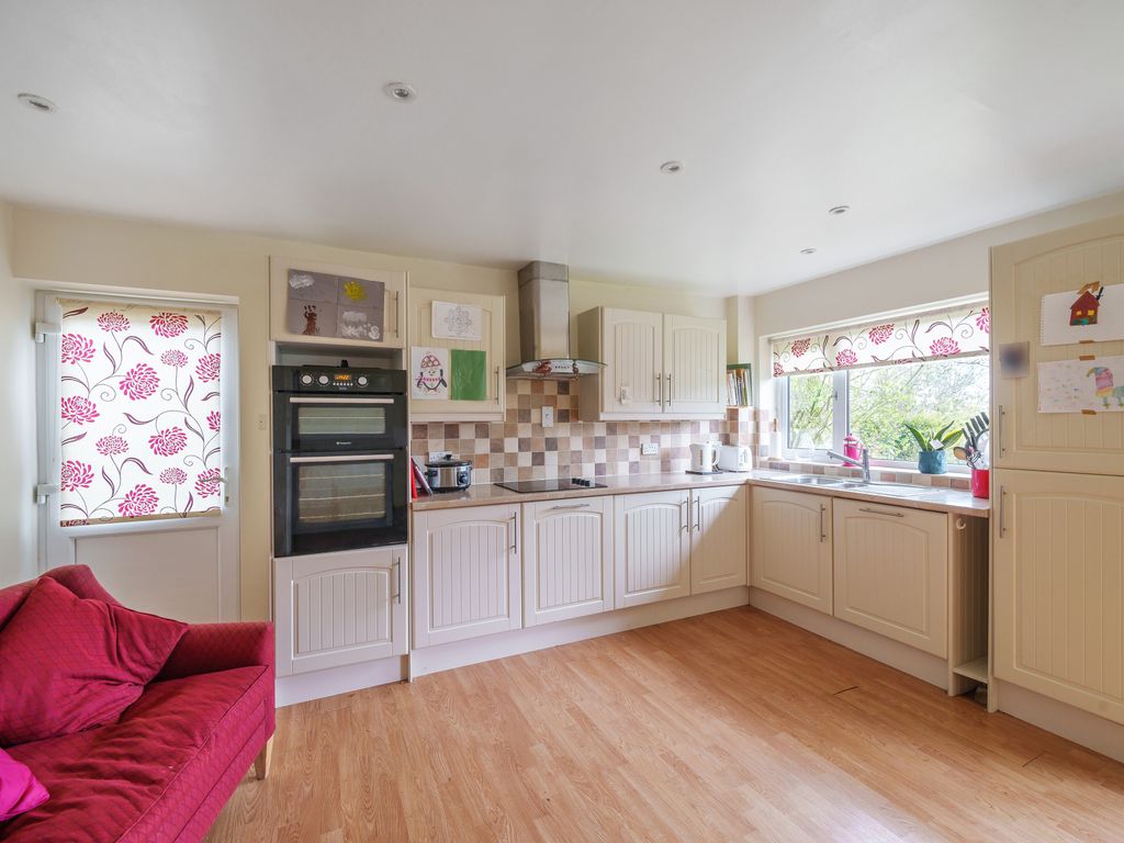 4 bed detached bungalow for sale in Bell Lane, Broadheath, Tenbury Wells WR15, £525,000