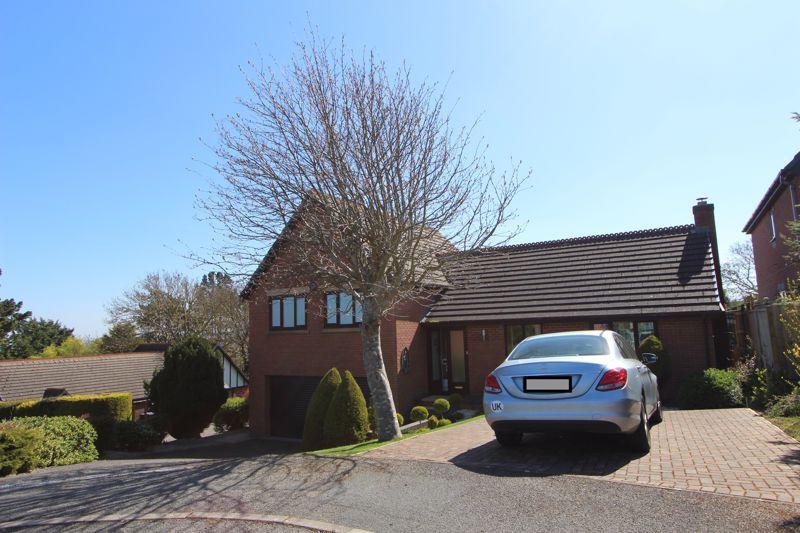 4 bed detached house for sale in Gerddi Victoria, Colwyn Bay LL29, £399,950