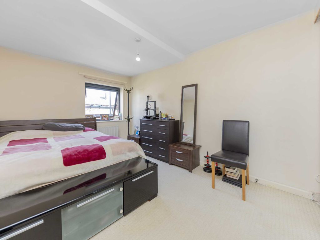1 bed flat for sale in Dalmeny Avenue, London N7, £375,000