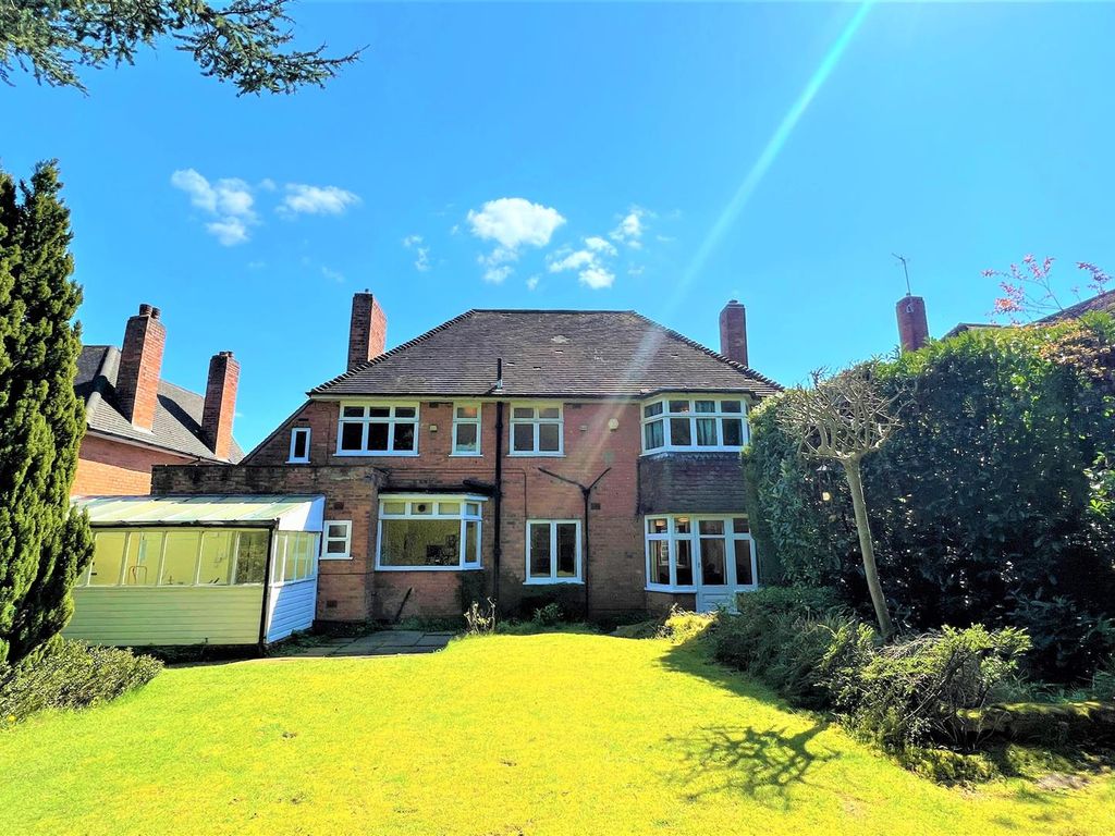 4 bed detached house for sale in Blackthorn Close, Bournville, Birmingham B30, £625,000
