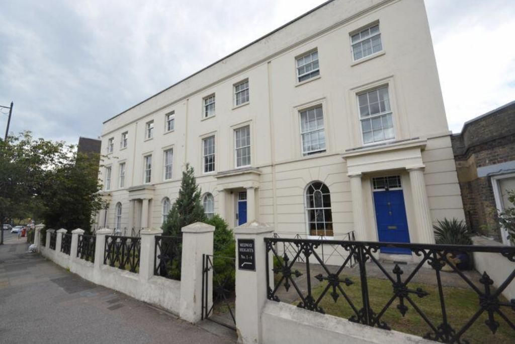 2 bed flat for sale in 1-4 New Road Avenue, Chatham ME4, £235,000