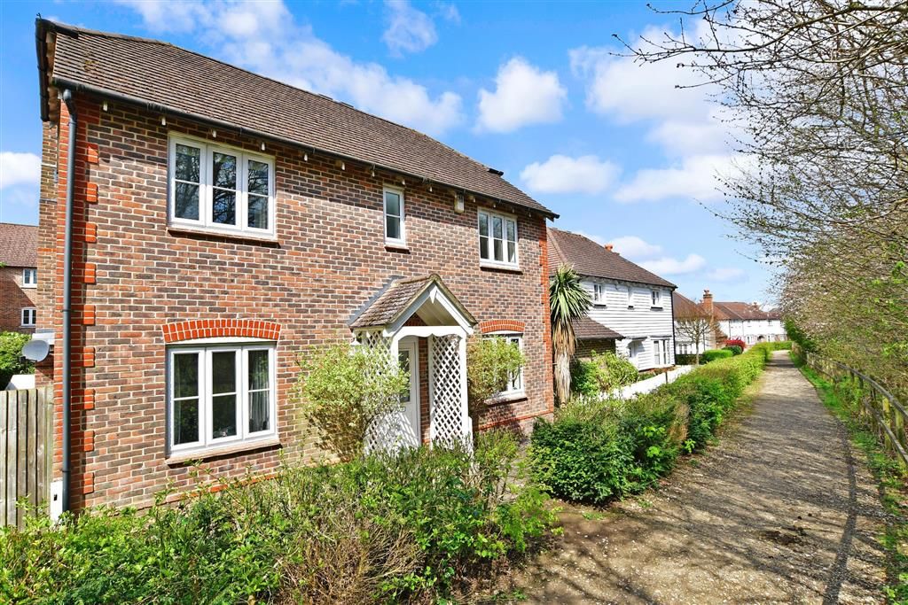 4 bed detached house for sale in Mcarthur Drive, Kings Hill, West Malling, Kent ME19, £500,000