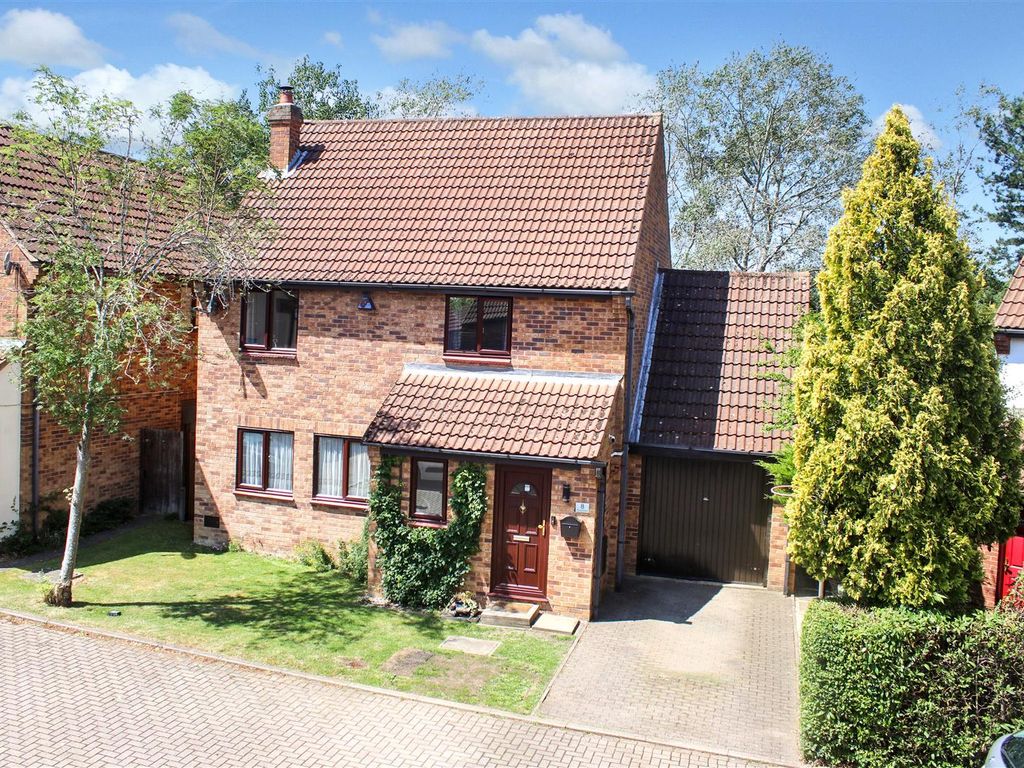 4 bed detached house for sale in Garston, Two Mile Ash, Milton Keynes MK8, £495,000