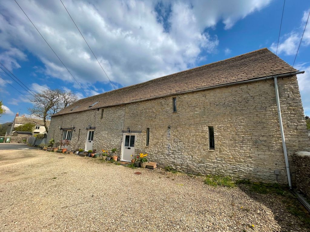 2 bed barn conversion for sale in Bowling Green Lane, Cirencester GL7, £350,000
