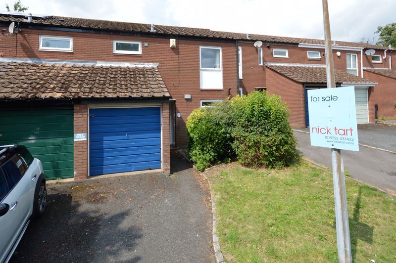 3 bed semi-detached house for sale in Draycott, Hollinswood, Telford TF3, £159,995