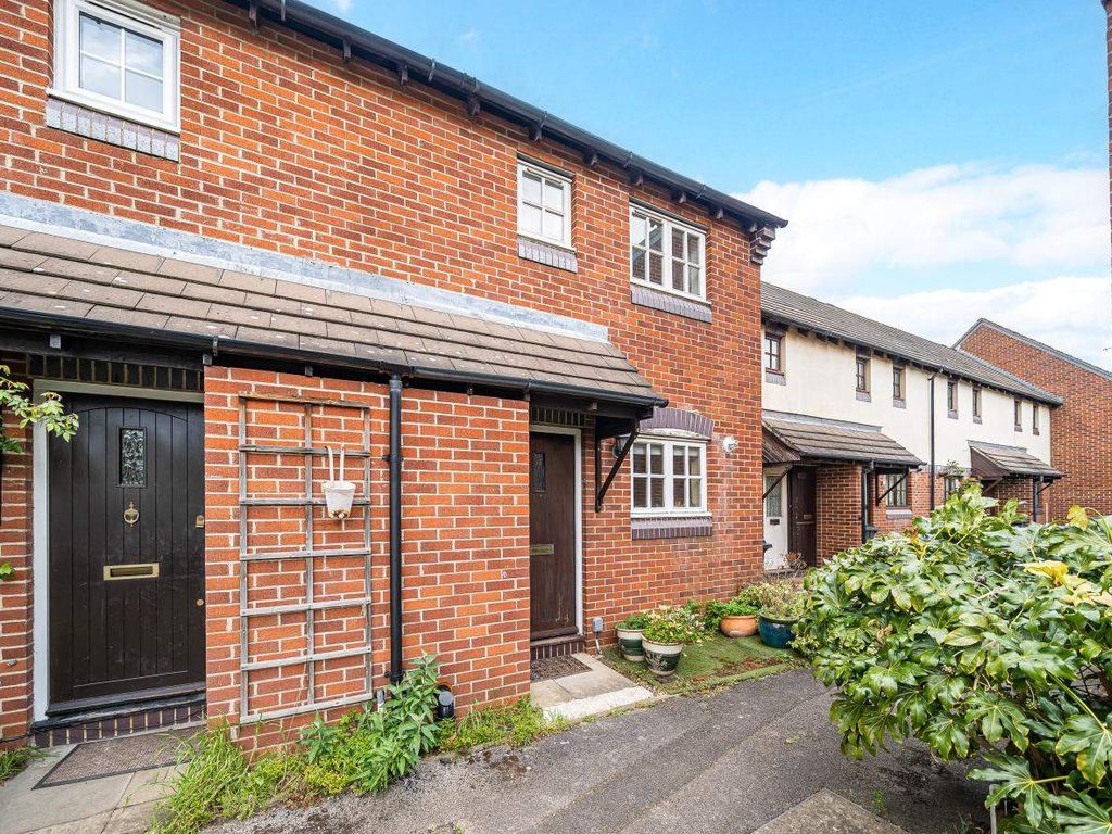 2 bed terraced house for sale in Archer Close, Kingston Upon Thames KT2, £550,000