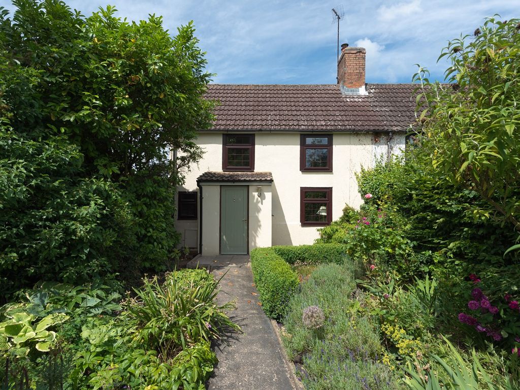 2 bed end terrace house for sale in Park Road, Melchbourne, Bedfordshire MK44, £360,000
