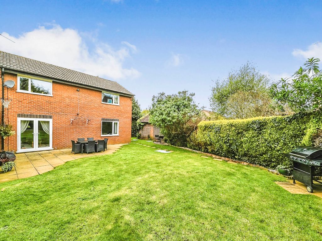 4 bed detached house for sale in Elvington, King's Lynn PE30, £350,000