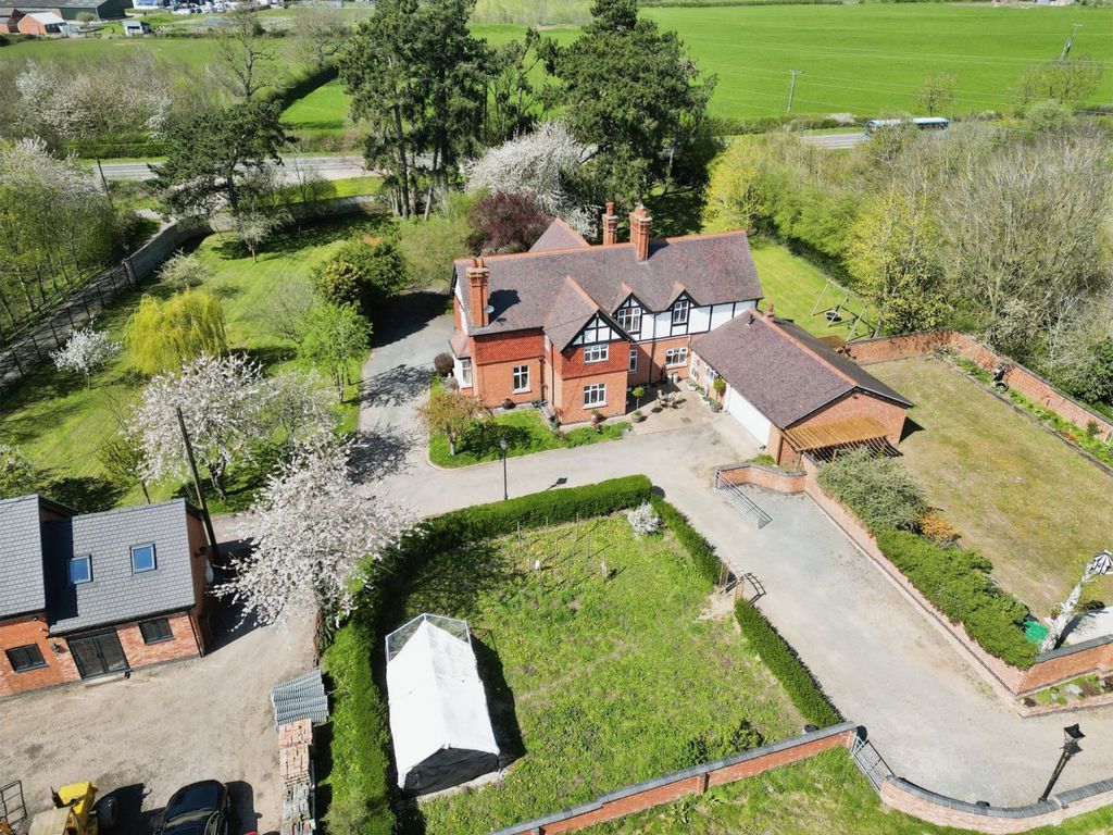 5 bed detached house for sale in Melton Road, Leicester LE7, £1,575,000