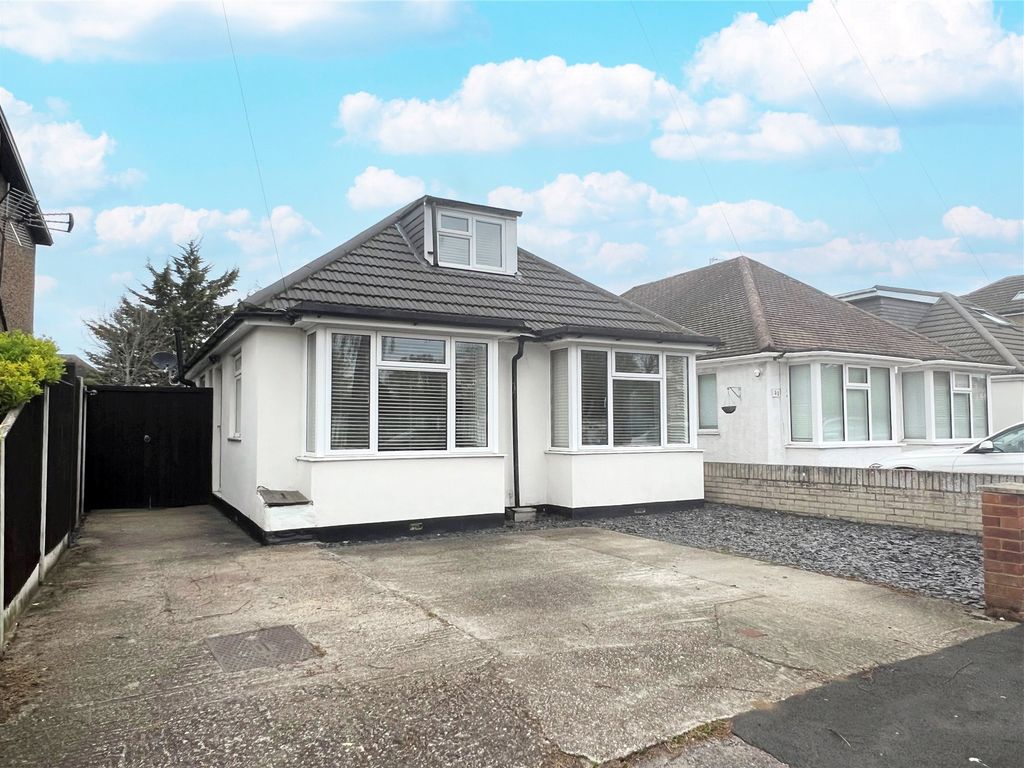 4 bed bungalow for sale in Ashford, Surrey TW15, £500,000