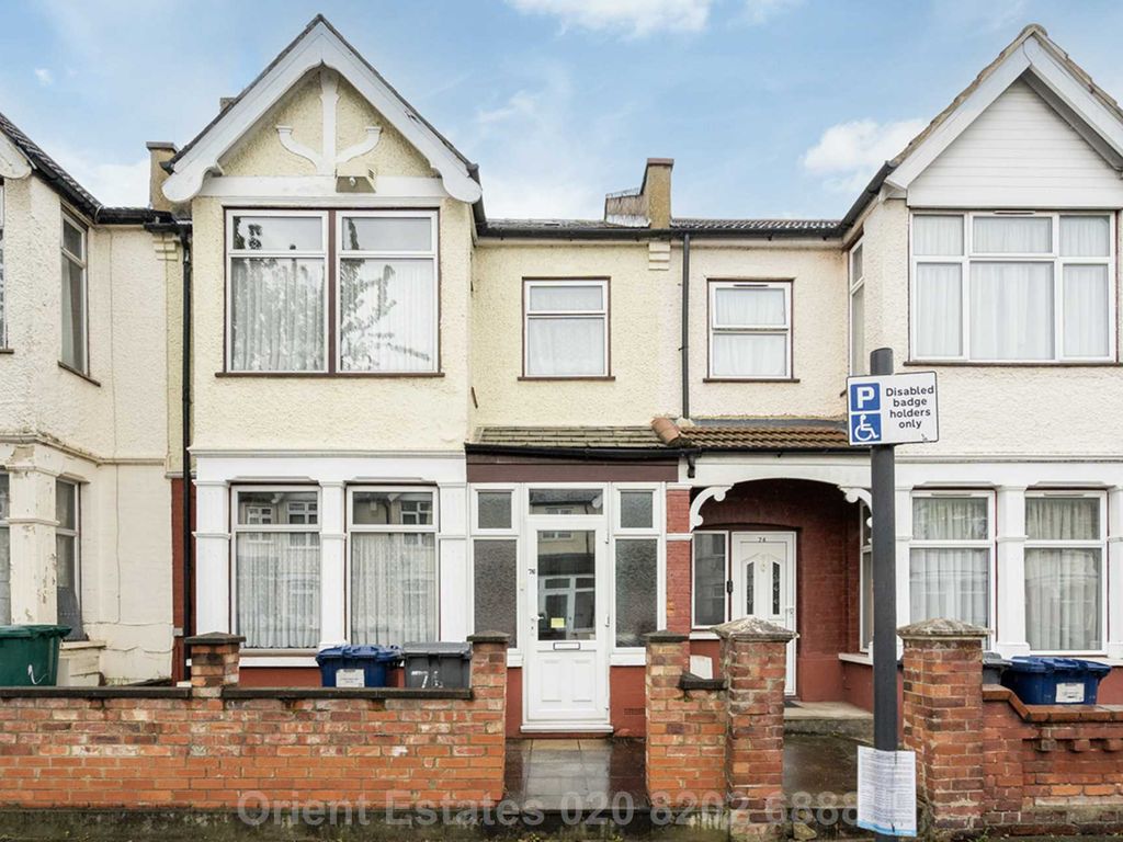 3 bed terraced house for sale in Bertram Road, Great North Way NW4, £599,950