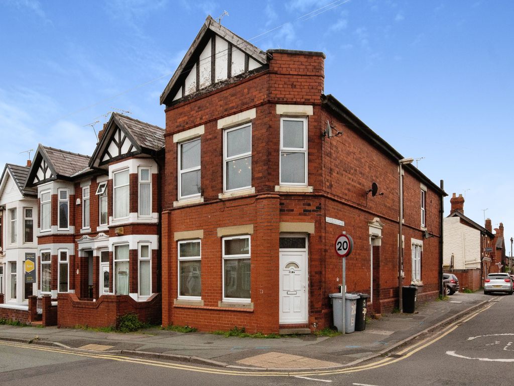 1 bed flat for sale in Ruskin Road, Crewe, Cheshire CW2, £75,000