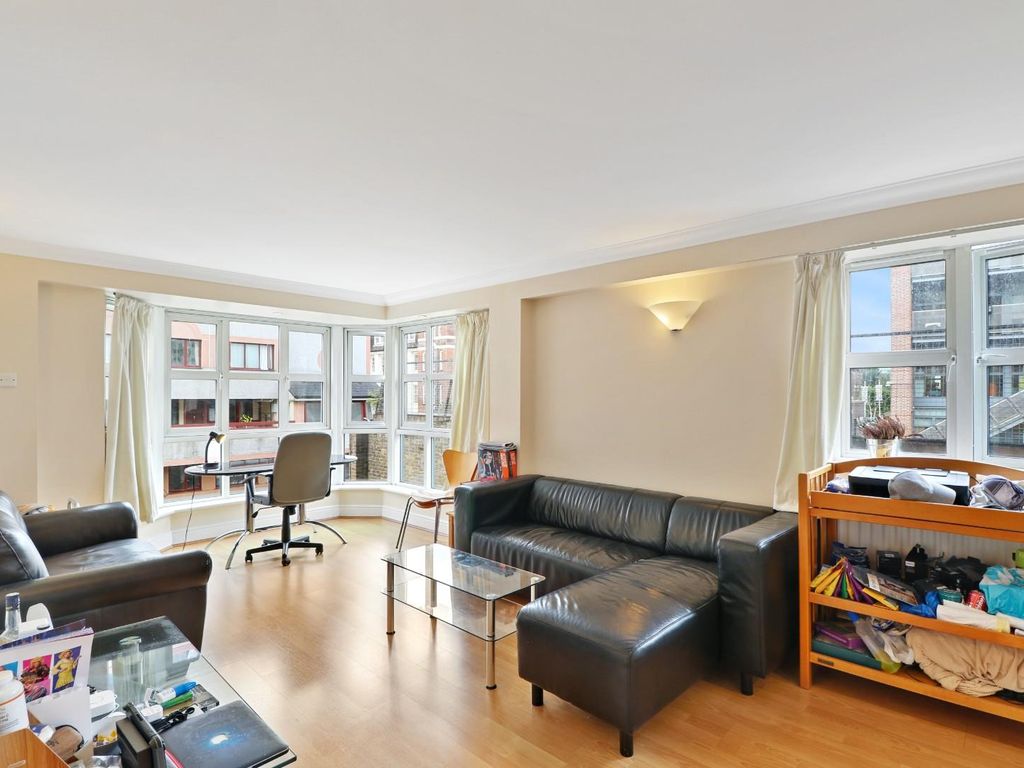 2 bed flat for sale in Lisson Grove, London NW8, £600,000