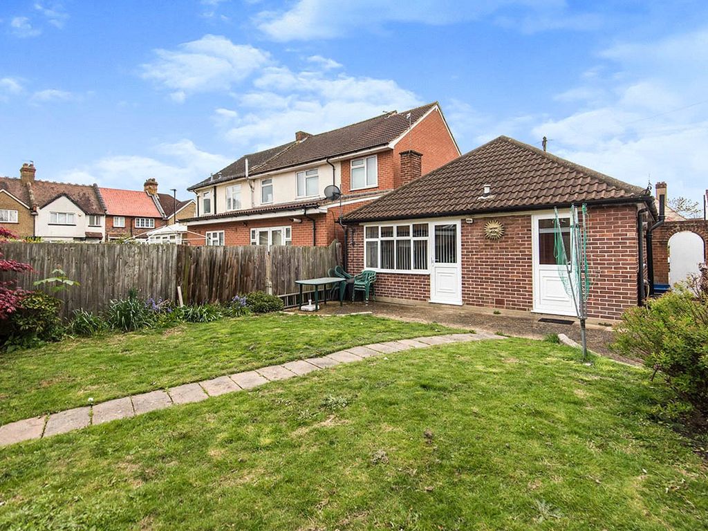2 bed bungalow for sale in Carrington Avenue, Hounslow TW3, £520,000