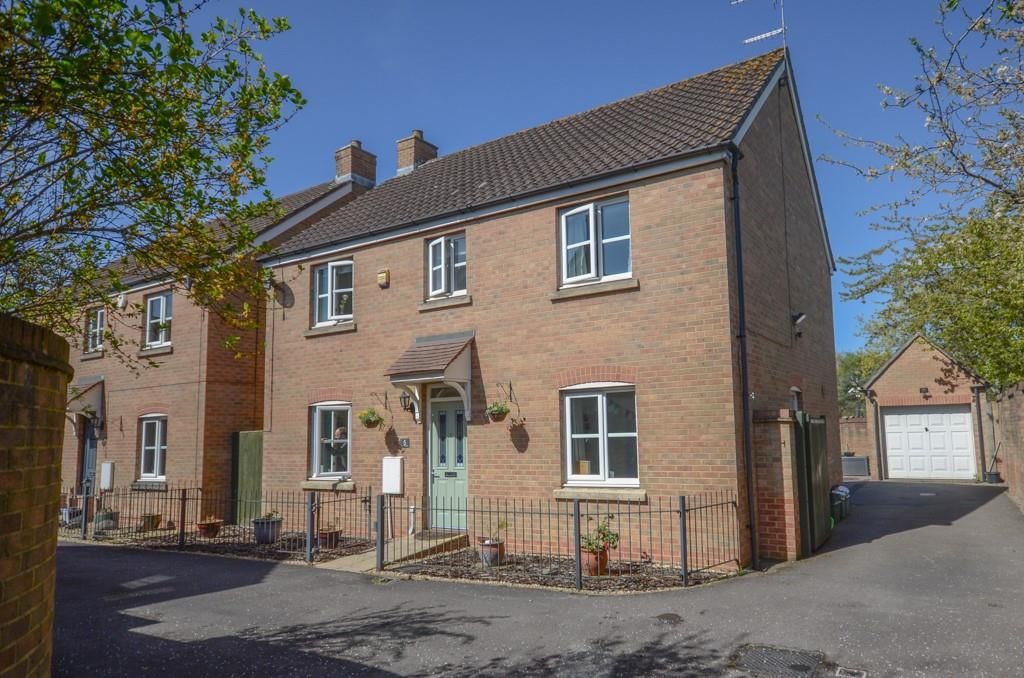 4 bed detached house for sale in Wick Wick Close, Winterbourne, Bristol BS36, £450,000
