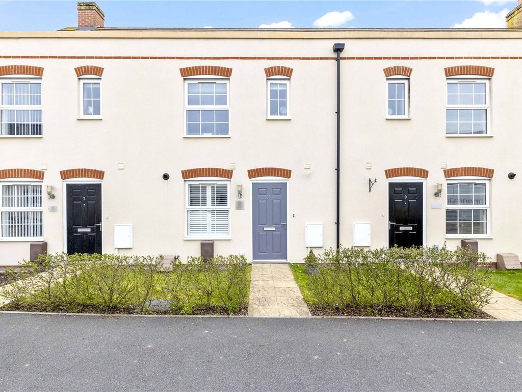 3 bed terraced house for sale in Kiln Mews, Hambrook, Chichester, West Sussex PO18, £365,000
