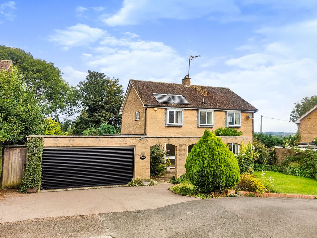4 bed detached house for sale in Church Close, Great Bourton, Banbury OX17, £550,000