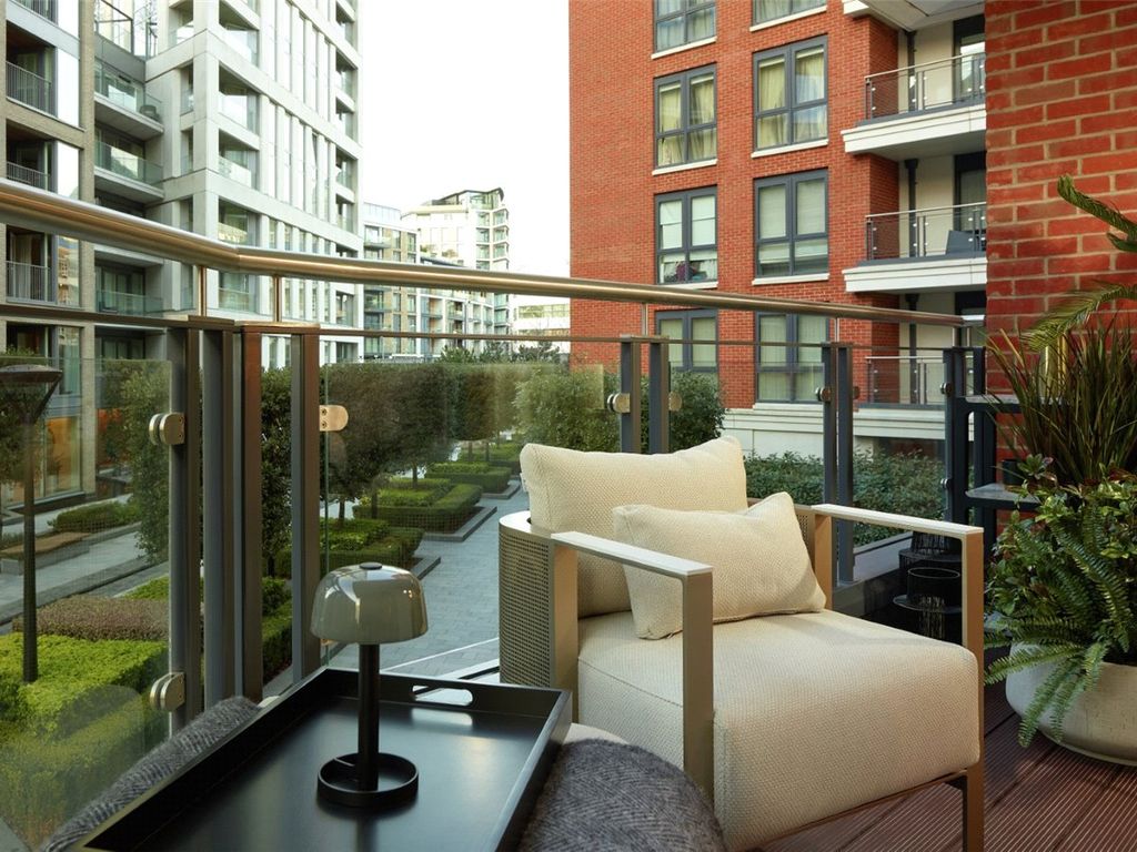 New home, 2 bed flat for sale in Westwood House, Chelsea Creek, London SW6, £1,495,000