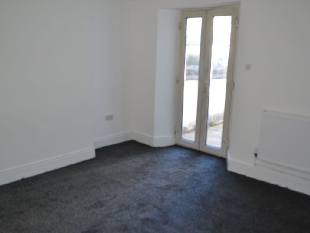 4 bed terraced house to rent in Armoury Square, Easton, Bristol BS5, £2,400 pcm
