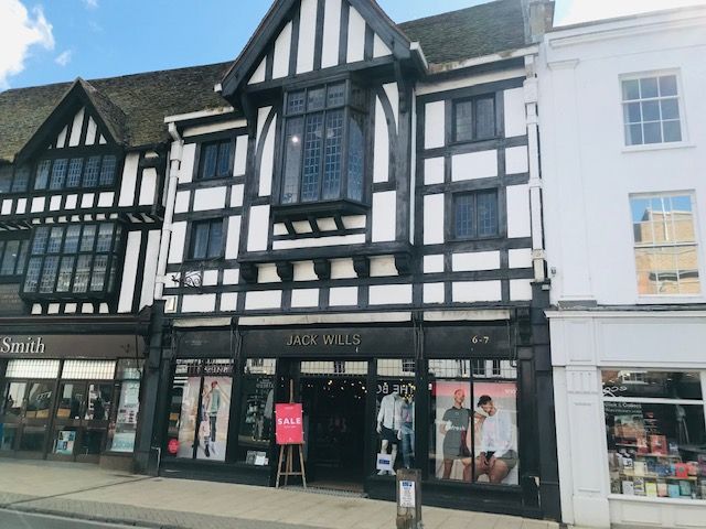 Retail premises to let in High Street, Stratford-Upon-Avon CV37, Non quoting