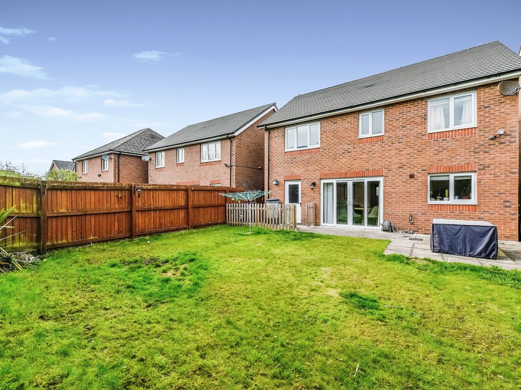 4 bed detached house for sale in Stoneyard Close, Ormskirk L39, £400,000