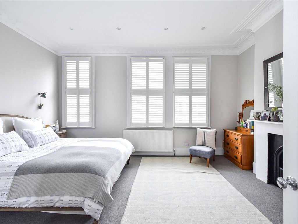 4 bed property for sale in Lloyd Baker Street, London WC1X, £1,500,000