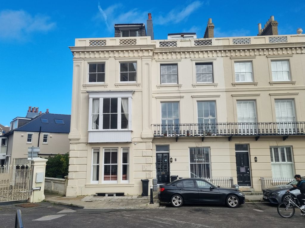 7 bed town house for sale in Clifton Terrace, Southsea PO5, £1,000,000