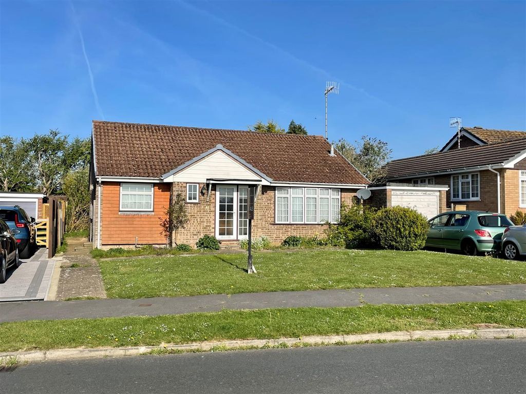 2 bed detached bungalow for sale in North Way, Seaford BN25, £450,000