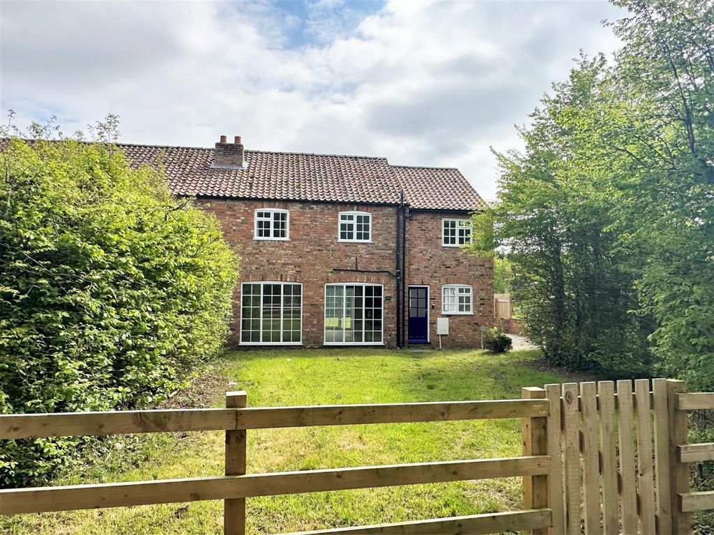 4 bed semi-detached house for sale in Flaxton, York YO60, £385,000