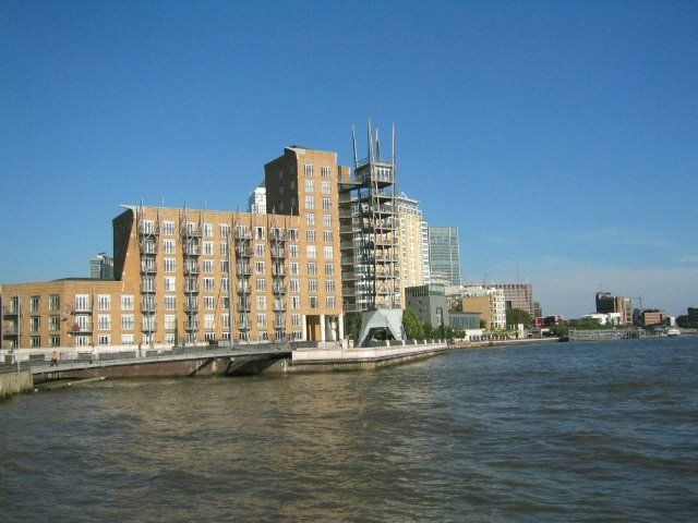 1 bed property for sale in Dundee Wharf, 100 Three Colt Street, London E14, £625,000