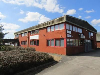 Office to let in Sunbeam Road, Woburn Road Industrial Estate, Kempston, Bedford, Bedfordshire MK42, £30,000 pa