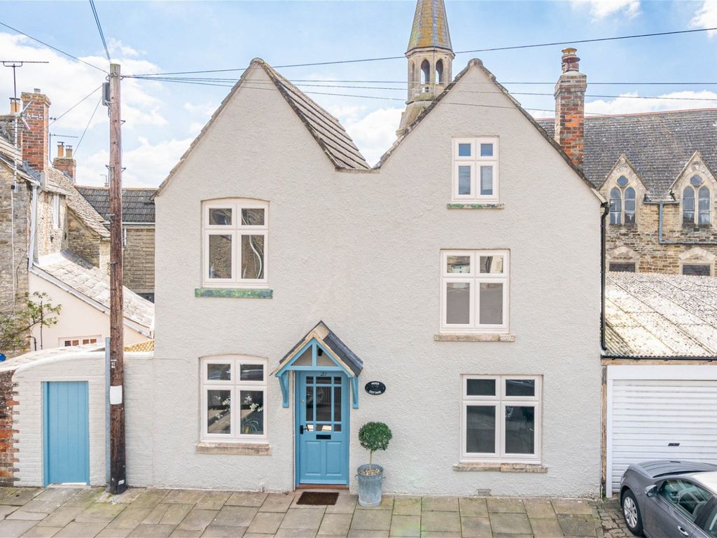 3 bed cottage for sale in Horsefair, Malmesbury SN16, £435,000