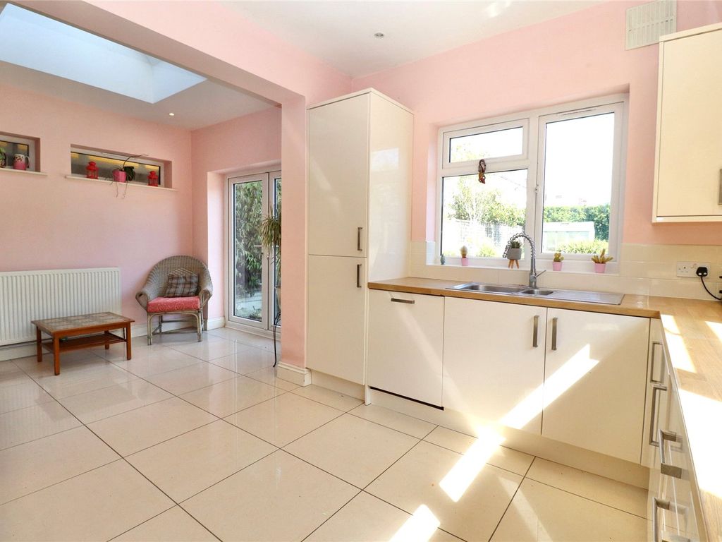 4 bed semi-detached house for sale in Thorpe Hall Avenue, Thorpe Bay, Essex SS1, £580,000