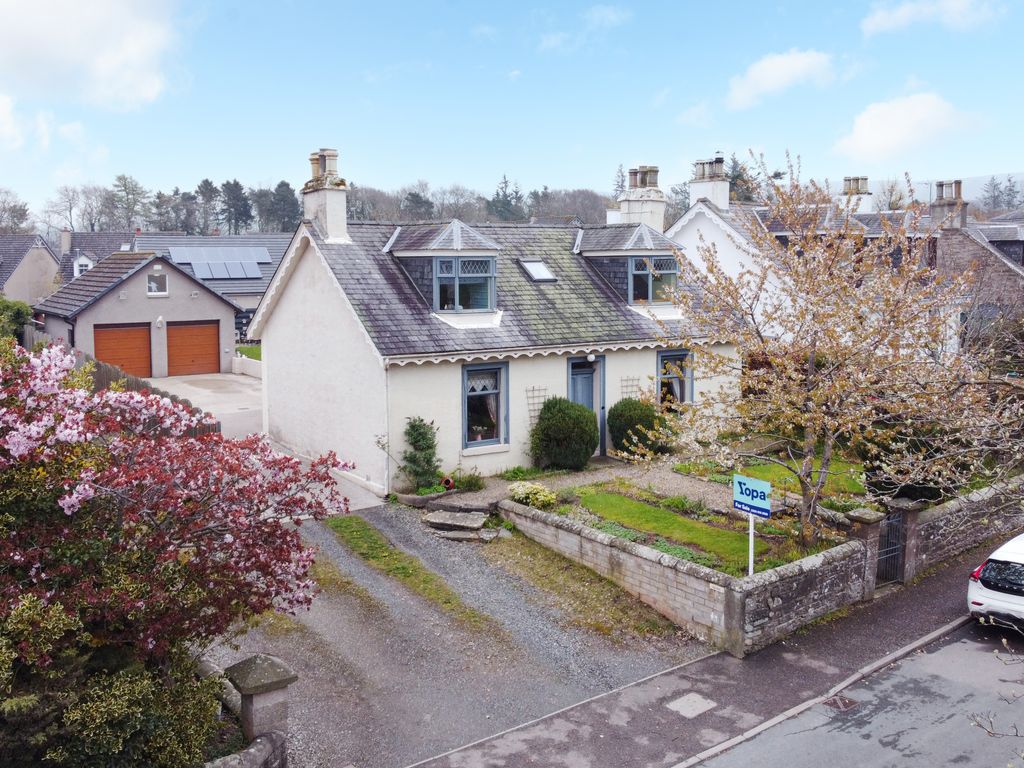 4 bed detached house for sale in Alma Terrace, Laurencekirk AB30, £350,000