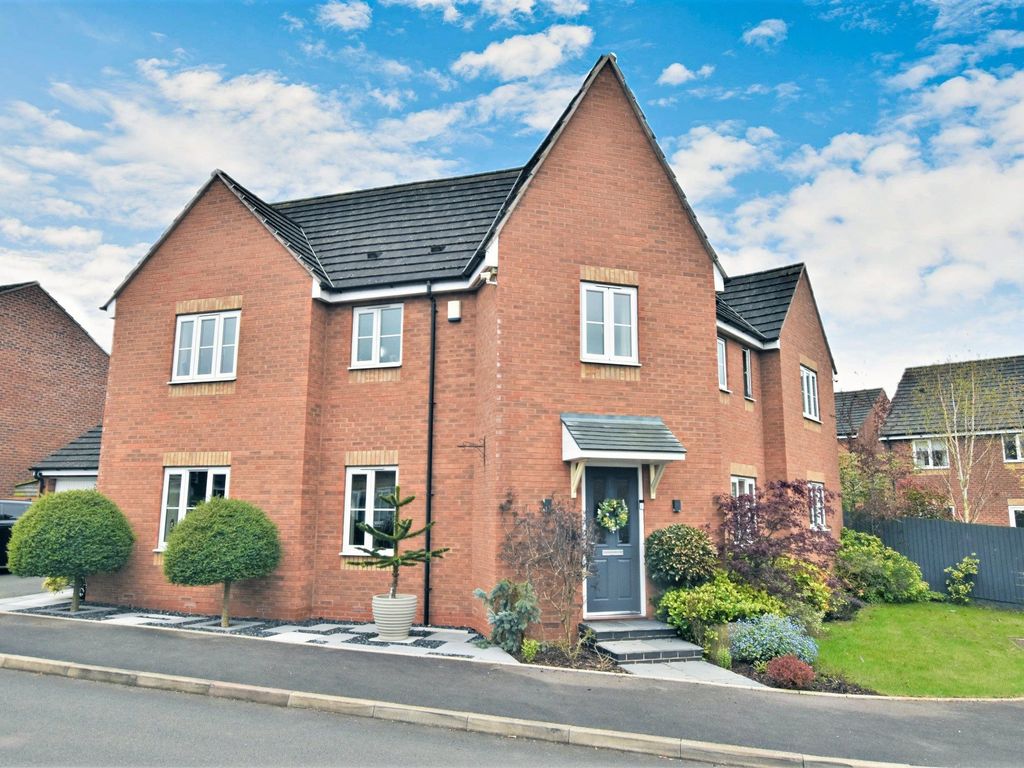 5 bed detached house for sale in Railway Close, Pipe Gate, Market Drayton TF9, £500,000