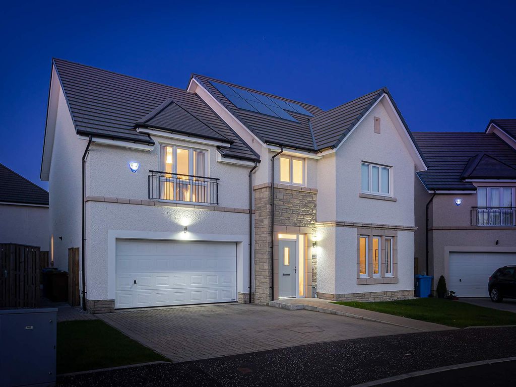 5 bed detached house for sale in Dyers Drive, Linlithgow EH49, £640,000