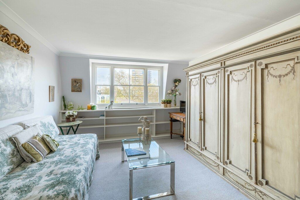 2 bed flat to rent in Aldridge Villas Road, Notting Hill W11, £6,067 pcm