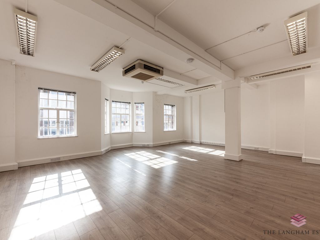 Office to let in Fitzrovia W1W, £48,555 pa