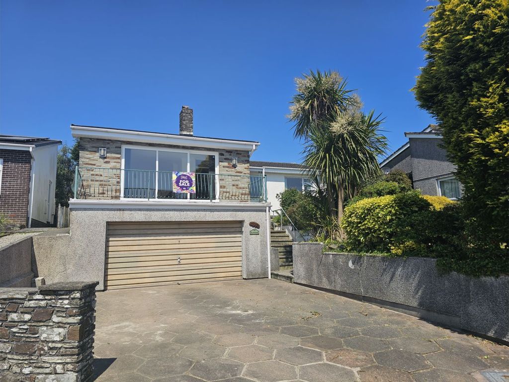4 bed detached house for sale in Ropehaven Road, St. Austell PL25, £450,000