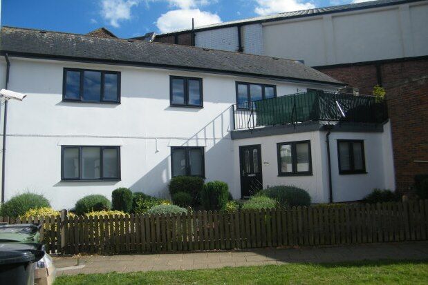 2 bed flat to rent in North Street, Exeter EX4, £1,500 pcm