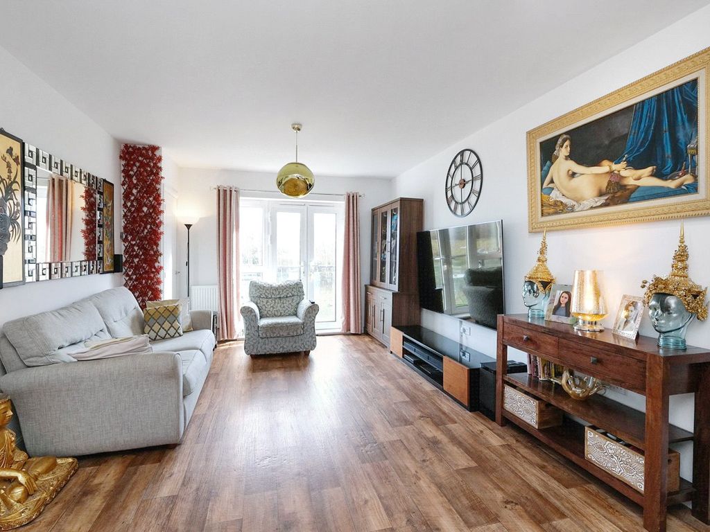 1 bed flat for sale in Lett Lane, Castle Hill, Ebbsfleet Valley, Swanscombe DA10, £230,000