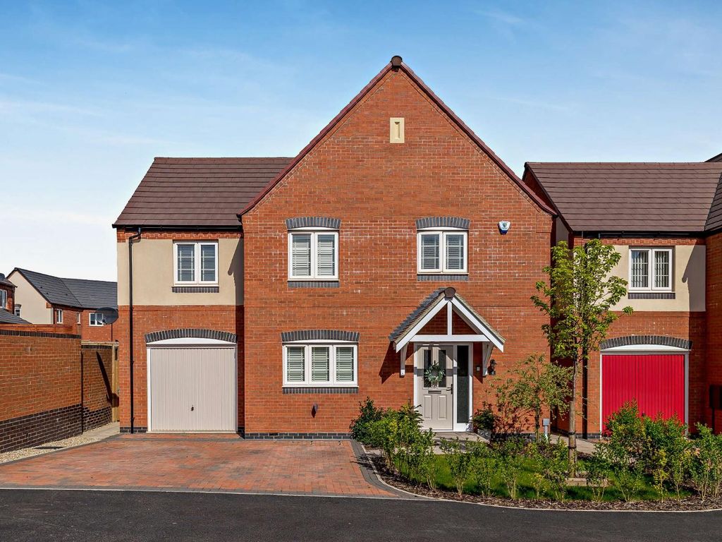 4 bed detached house for sale in Metcalf Close, Rugeley WS15, £345,000