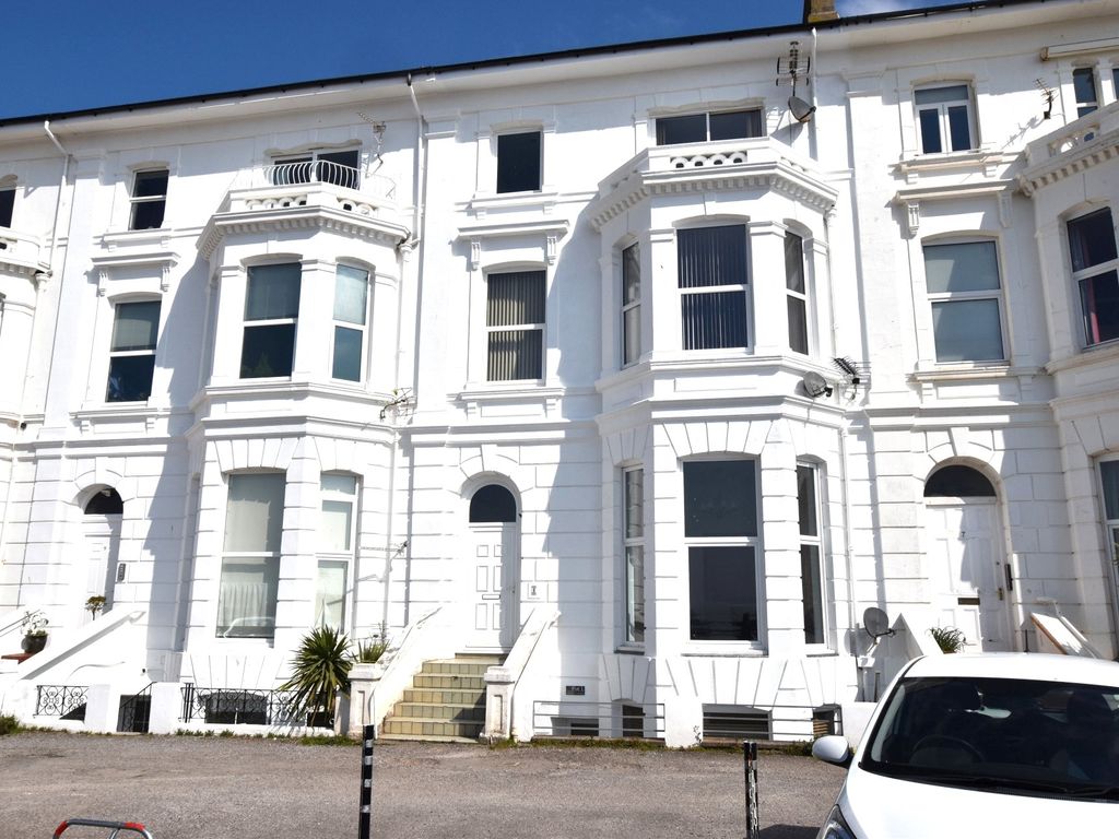 2 bed flat for sale in Morton Crescent, Exmouth, Devon EX8, £399,500