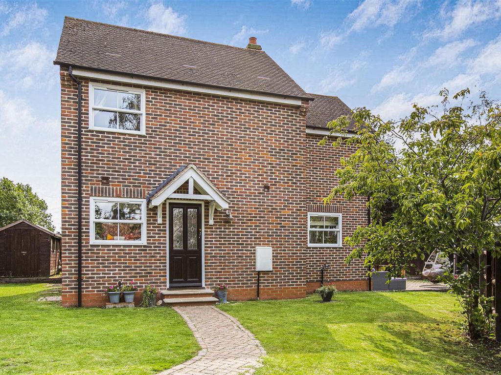 3 bed detached house for sale in High Street, Great Abington, Cambridge CB21, £450,000